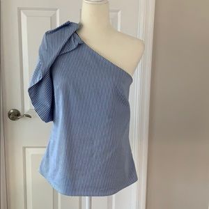 One shoulder blouse